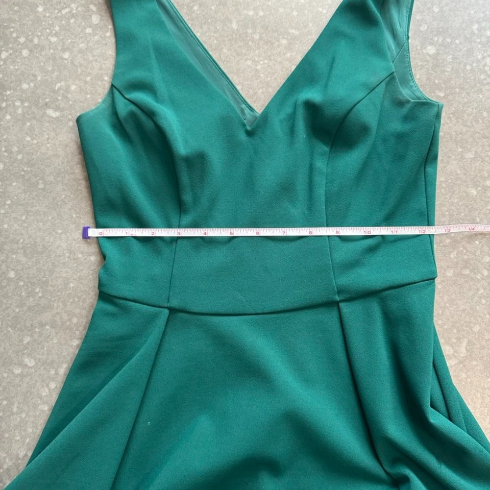 By & By Emerald Green Fit & Flare Dress – Sleeveless V-Neck Party Dress - Picture 11 of 16